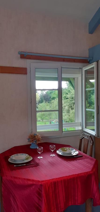 De Couleurs Et D'Eau Fraiche Bed & Breakfast Navarrenx Bagian luar foto