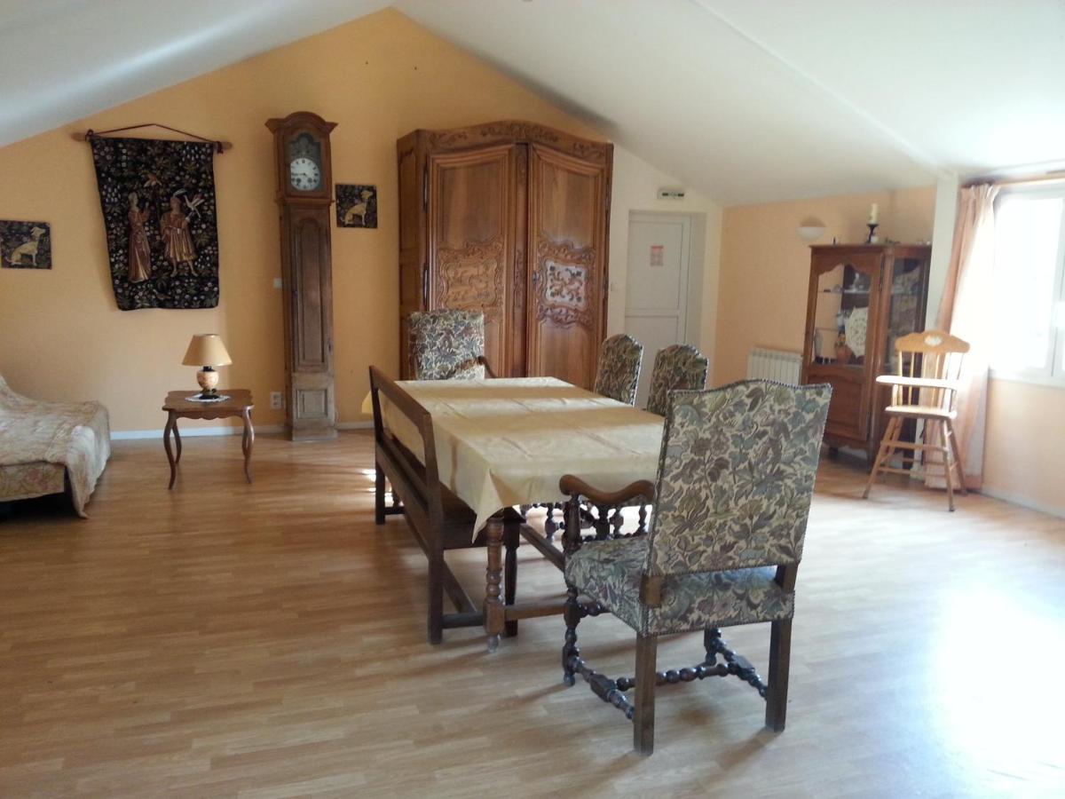 De Couleurs Et D'Eau Fraiche Bed & Breakfast Navarrenx Bagian luar foto