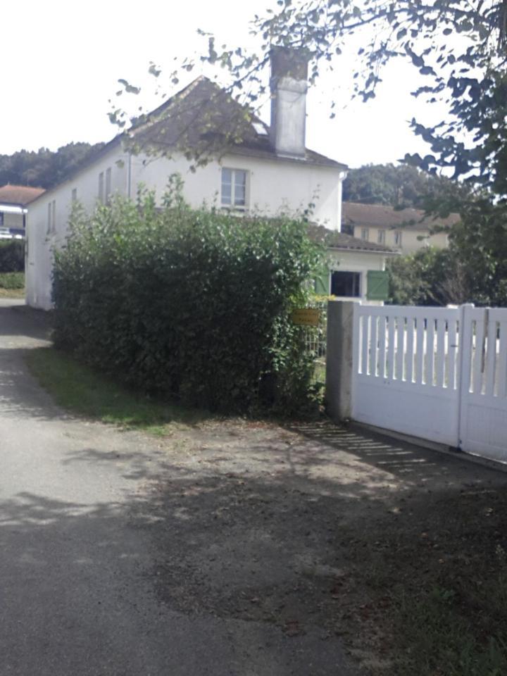 De Couleurs Et D'Eau Fraiche Bed & Breakfast Navarrenx Bagian luar foto